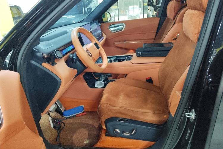 Used Lynk & Co 900 2025 2.0T Ultra