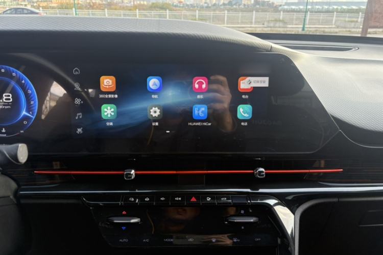 Used Baojun RC-6 2019 1.5T CVT 24-Hour Online Flagship Edition