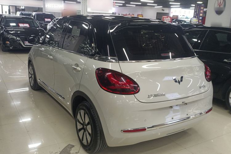 Used Wuling Bingo 2023 333 km Enjoyment Version
