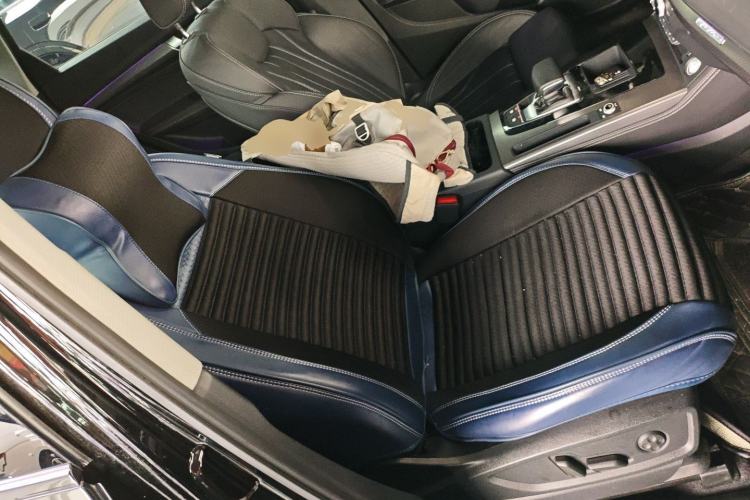 Used Audi Q5L 2022 40T Fashionable and Dynamic Model Right Front Seat