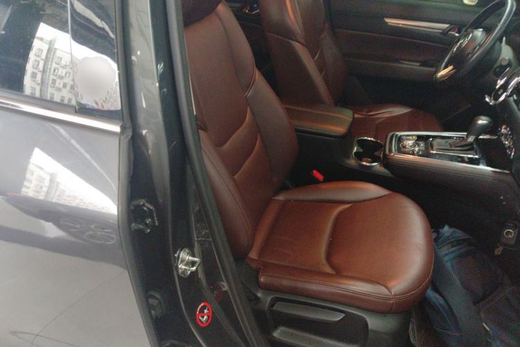 Used Mazda CX-8 2019 2.5L Two-Wheel Drive Luxury Version Right Front Seat