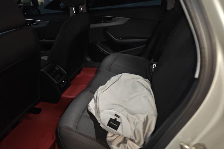 Used Audi A4L 2019 40 TFSI Ambition China VI