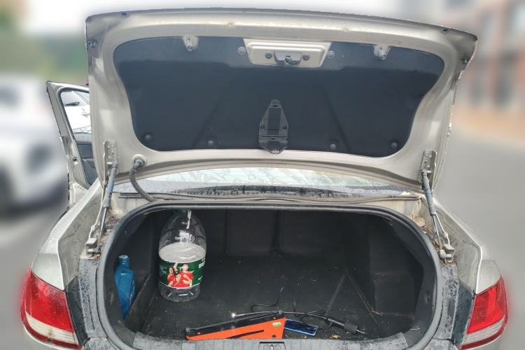 Used Peugeot 408 2011 2.0L Manual Luxury Edition