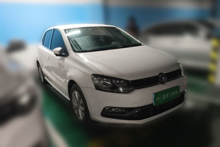 Used Volkswagen Polo 2014 1.4L Manual Comfort Edition Front Right 45 Deg