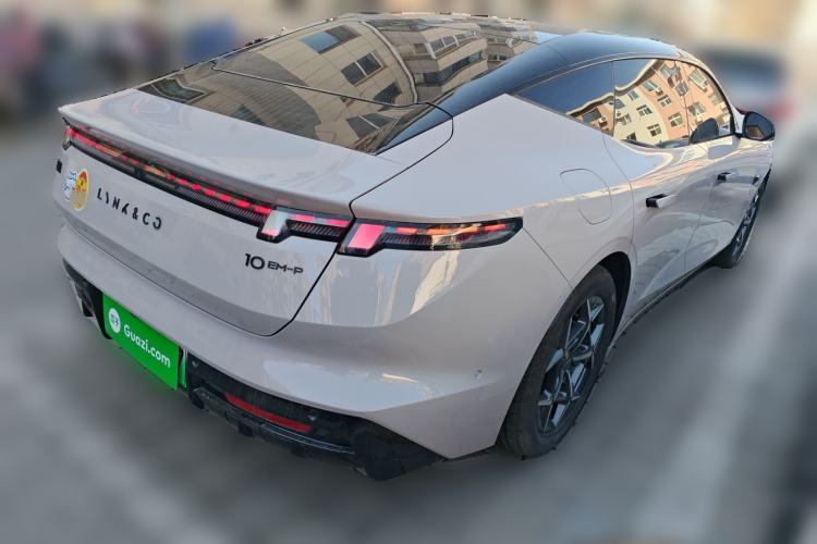 Used Lynk & Co 10 EM-P 2025 Model 240 Four-Wheel Drive Ultra Rear Right 45 Deg