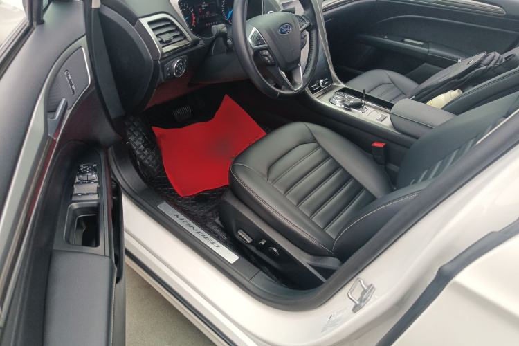 Used Ford Mondeo 2020 EcoBoost 180 Stylish Model Driver Seat