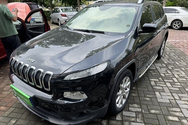 Used Jeep Cherokee 2016 2.4L Leading Edition