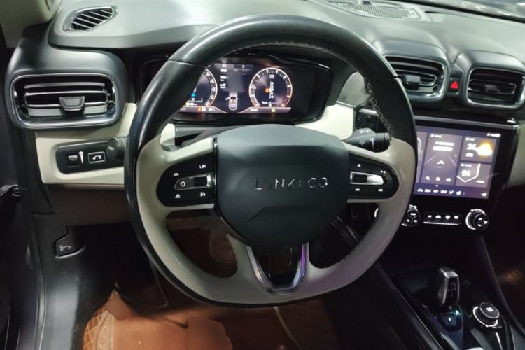 Used Lynk & Co 02 2022 2.0T DCT Shine Pro Steering Wheel