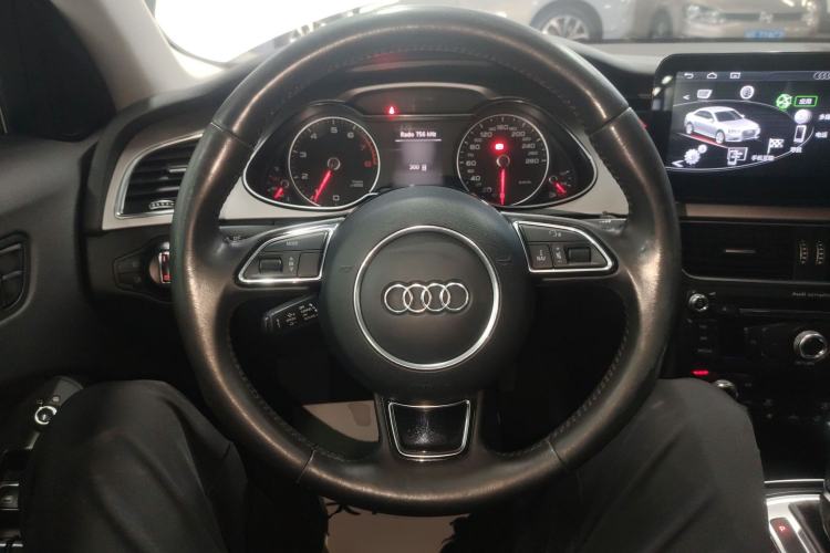 Used Audi A4L 2015 35 TFSI Automatic Comfort Model