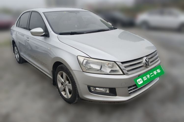 Used Volkswagen Santana 2013 1.6L Automatic Comfort Edition Front Right 45 Deg