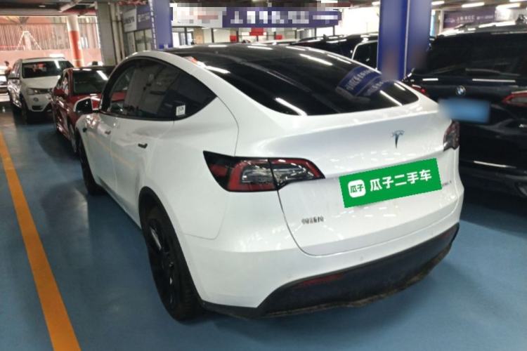 Used Tesla Model Y 2021 Long-Range All-Wheel-Drive Version
