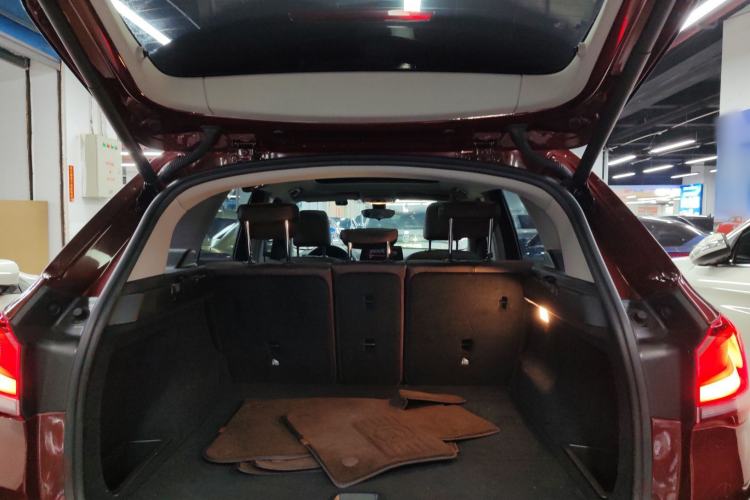 Used BMW X1 2020 xDrive25Li Luxury Edition Trunk