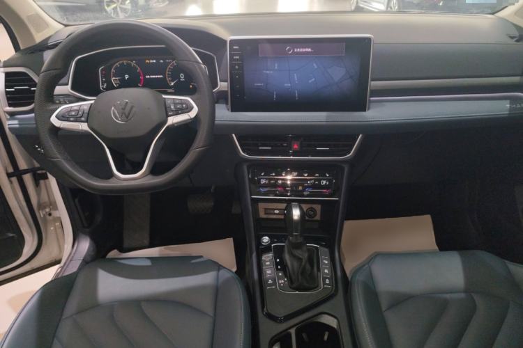 Used Volkswagen Tharu 2024 300TSI Two-Wheel-Drive Moon Luxury Edition