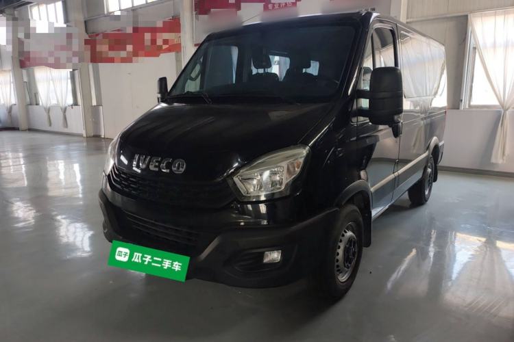 Used Iveco Eurocargo 2021 2.0T Manual Super-Rui Short Wheelbase Low-Roof Side-Hinged Door F1A