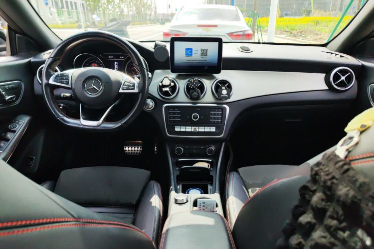 Used Mercedes-Benz CLA 2019 CLA 220 4MATIC Center Console