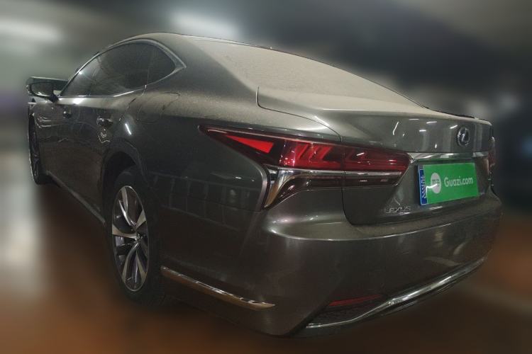 Used Lexus LS 2018 500h Premier Edition China V Standard