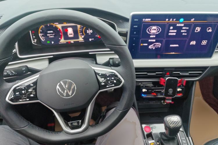 Used Volkswagen Tiguan L 2023 Restyled 330TSI Automatic Two-Wheel Drive R-Line Enhanced Comfort Version
