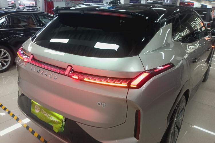 Used Lynk & Co 08 EM-P 2023 220km All-Wheel-Drive Performance Halo