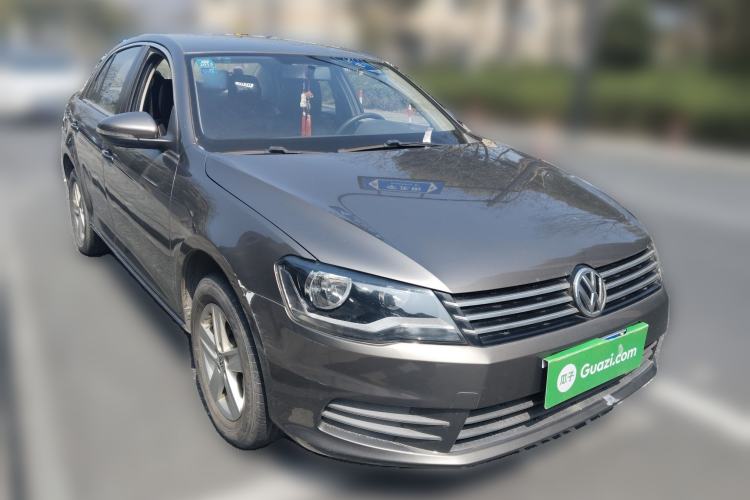Used Volkswagen Bora 2013 1.6L Manual Fashion Edition
