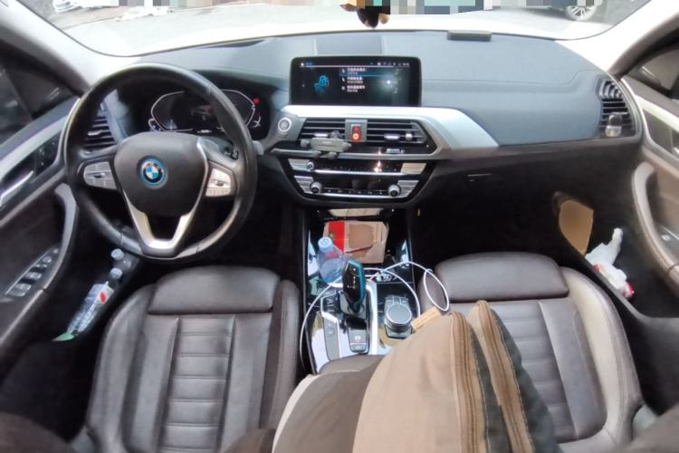 Used BMW iX3 2021 Updated Leading Type Center Console