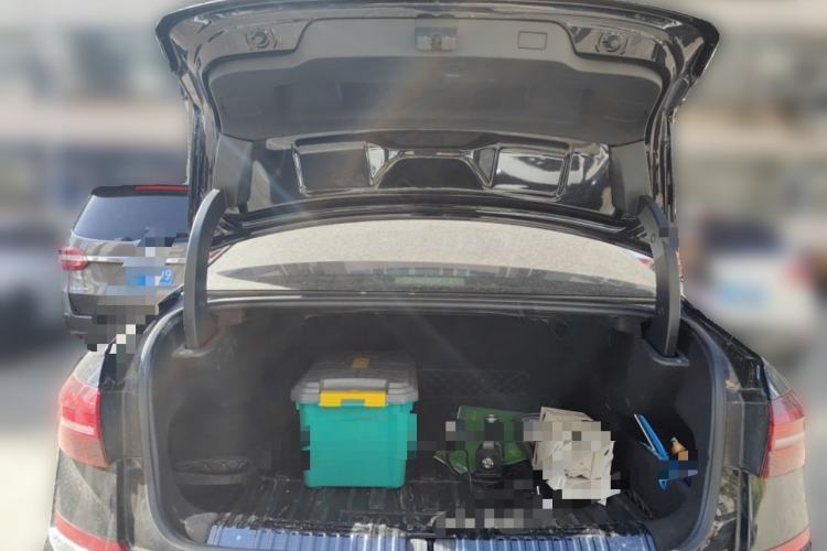 Used Volkswagen Passat 2019 330TSI Luxury Edition China VI Standard Trunk