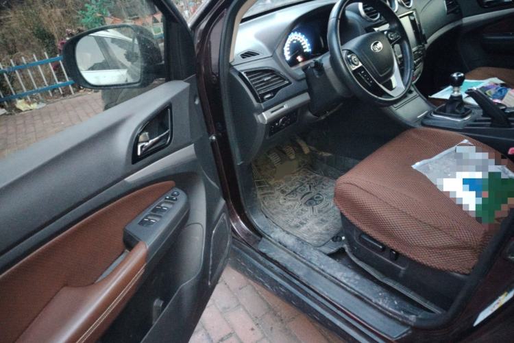 Used BYD S7 2015 1.5T Upgraded Manual Luxury Model
