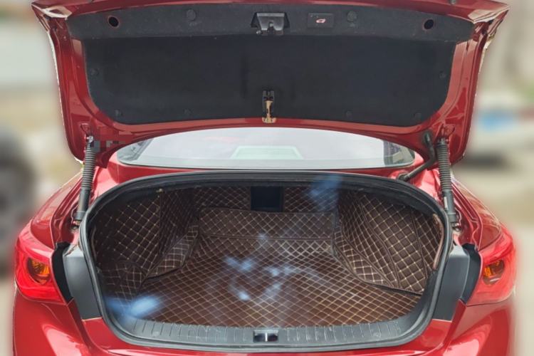 Used Infiniti Q50L 2016 2.0T Ambition Edition Trunk