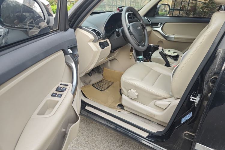 Used Chery Tiggo 3 2014 1.6L Manual Zhishang Edition
