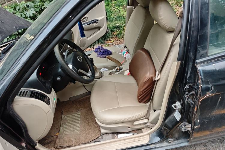 Used Soueast V3 Lingyue 2013 Revised Version 1.5L Manual – Affordable Edition Left Front Seat