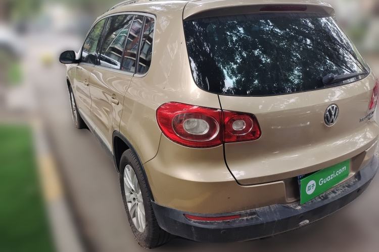 Used Volkswagen Tiguan 2012 2.0 TSI Automatic All-Wheel Drive Flagship Edition Rear Left 45 Deg