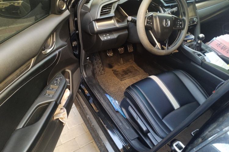 Used Honda Civic 2021 HATCHBACK 220TURBO Manual Driving Pleasure Control
