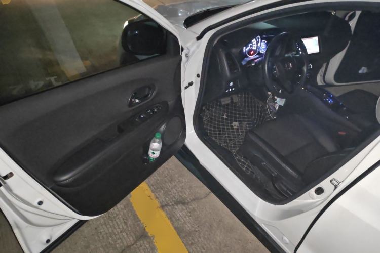 Used Honda Vezel 2020 1.5L CVT Pioneer Edition