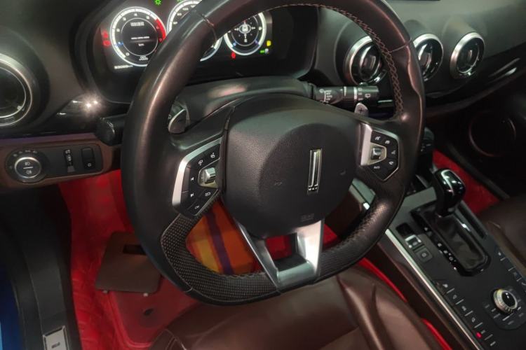 Used Wey VV7 2017 2.0T Flagship Model Steering Wheel