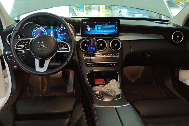 Used Mercedes-Benz C-Class 2019 Restyled C 260 L Sport Edition Center Console