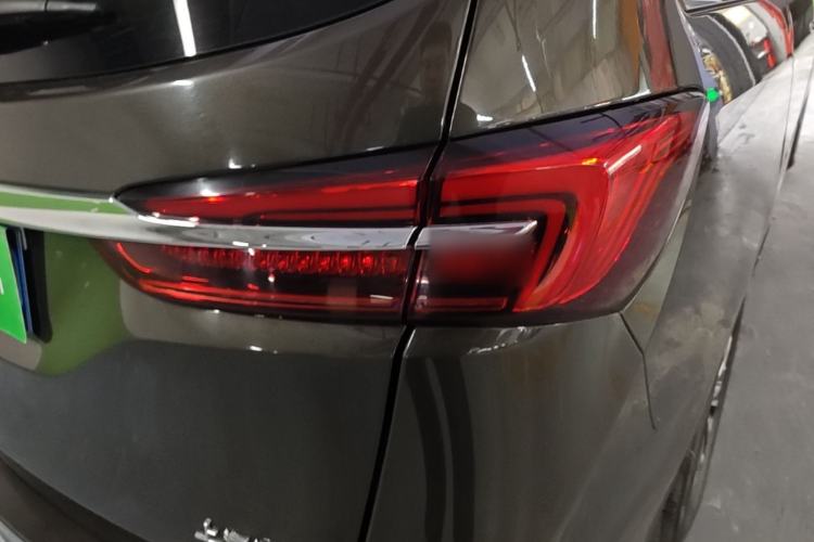 Used Buick GL8 2021 Land Cruiser Executive Class 652T Luxury Model