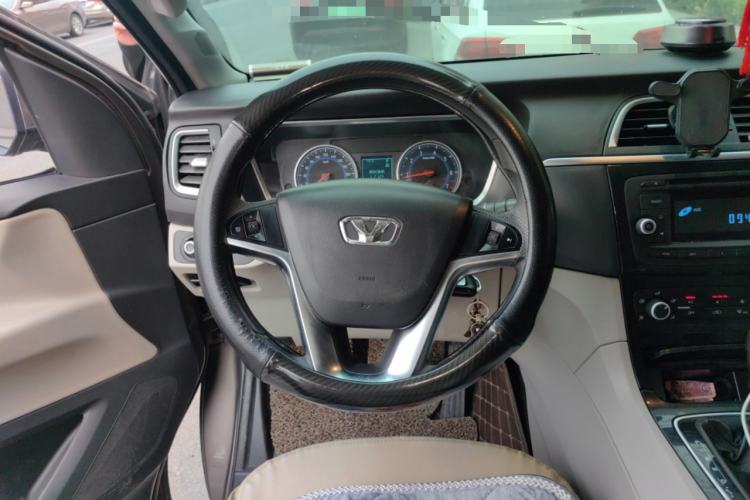 Used Huasong 7 2015 2.0T Automatic Comfort Model