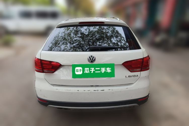 Used Volkswagen Cross Lavida 2014 1.4TSI DSG Rear