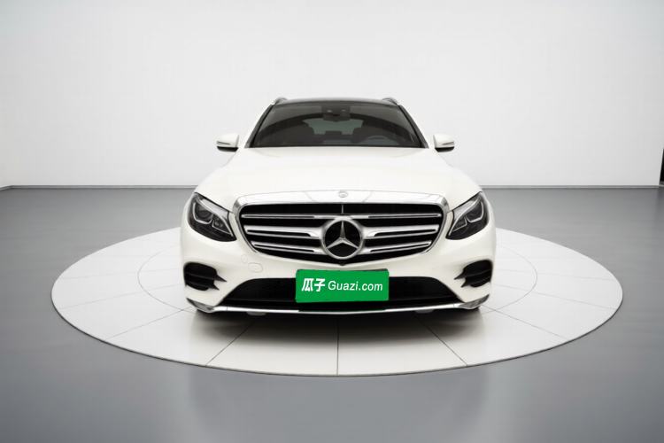 Used Mercedes-Benz GLC 2017 GLC 260 4MATIC Luxury Model