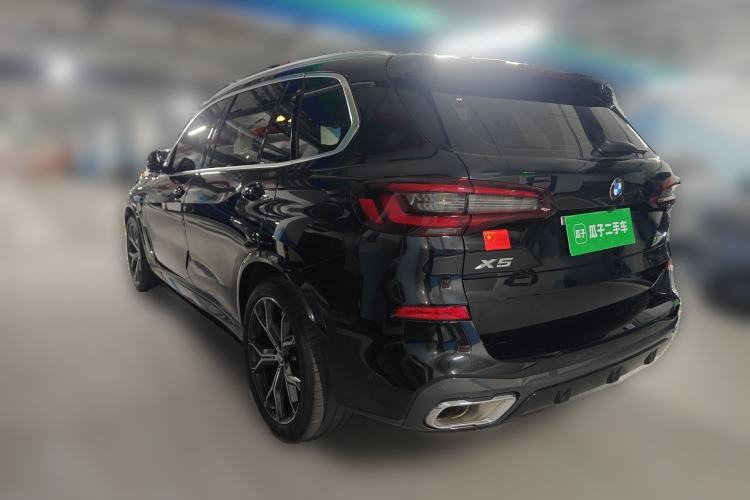 Used BMW X5 2022 xDrive 40Li M Sport Package Rear Left 45 Deg