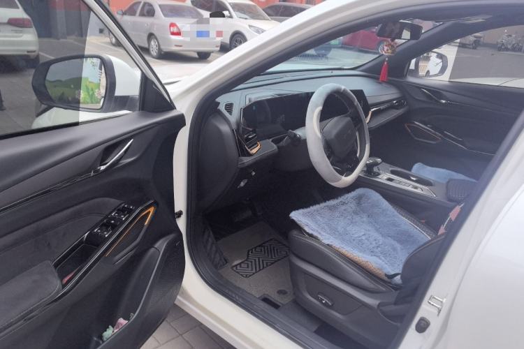 Used CHANGAN OSHAN X5 PLUS 2023 1.5T DCT Excellence Edition Interior 3