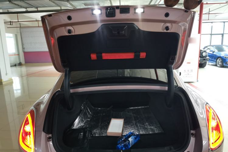 Used ORA Lightning Cat 2022 555 km Luxury Edition
