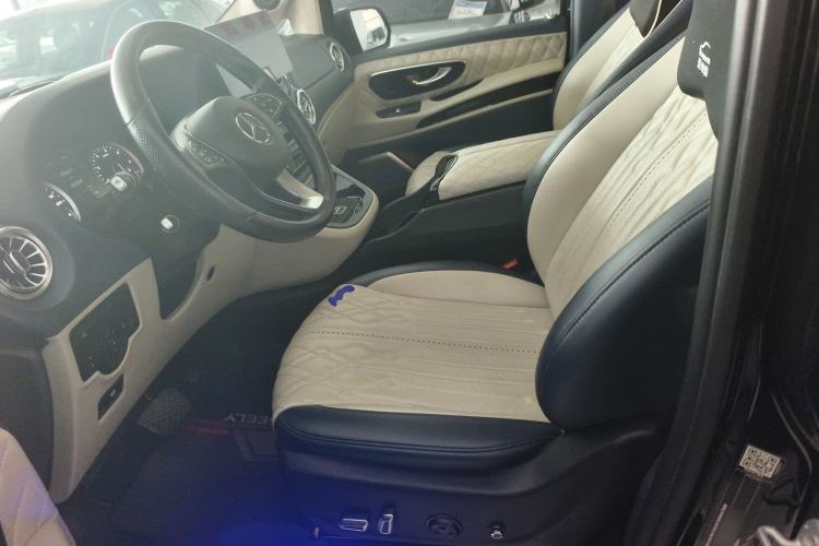 Used Mercedes-Benz Vito 2018 2.0T Business Version China VI Emission Standard
