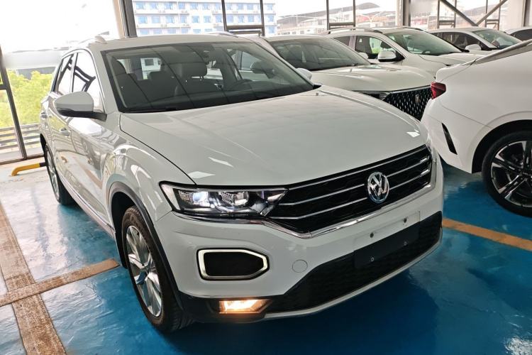 Used Volkswagen T-ROC 2020 230TSI DSG Two-Wheel Drive Advanced Version Front Right 45 Deg