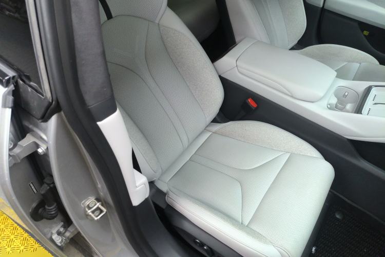 Used XPeng P7 2025 Model—820 Ultra Long Range Ultra
