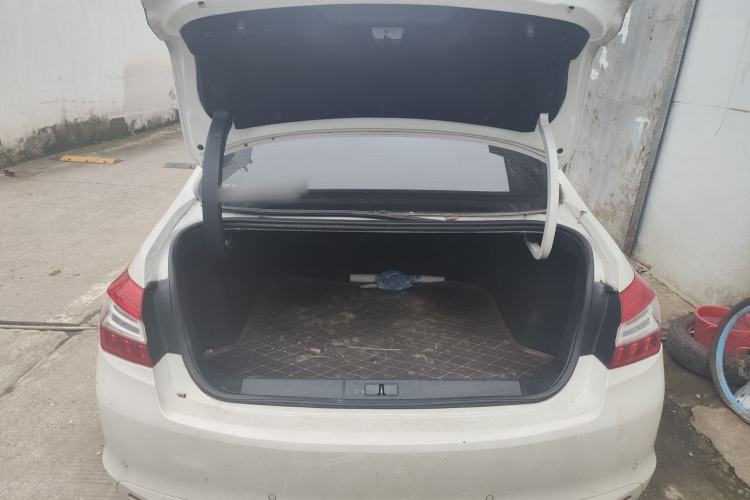 Used Peugeot 408 2015 1.2T Automatic Luxury Edition Trunk