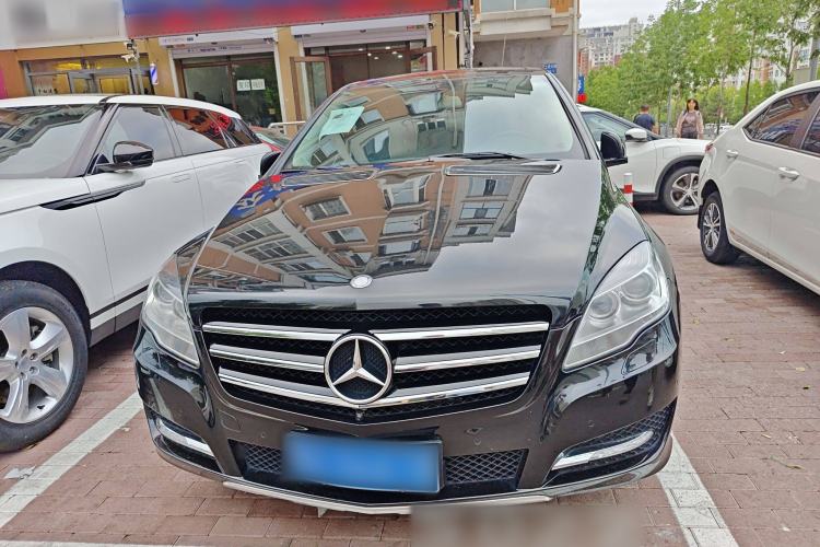 Used Mercedes-Benz R-Class 2017 R 320 4MATIC Business Edition Prestige Model
