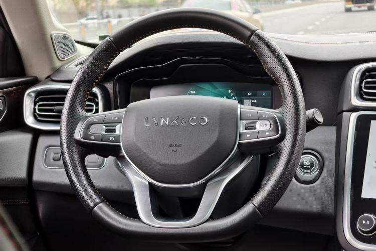 Used Lynk & Co 01 2017 2.0T Four-Wheel Drive Pro Edition Interior 5