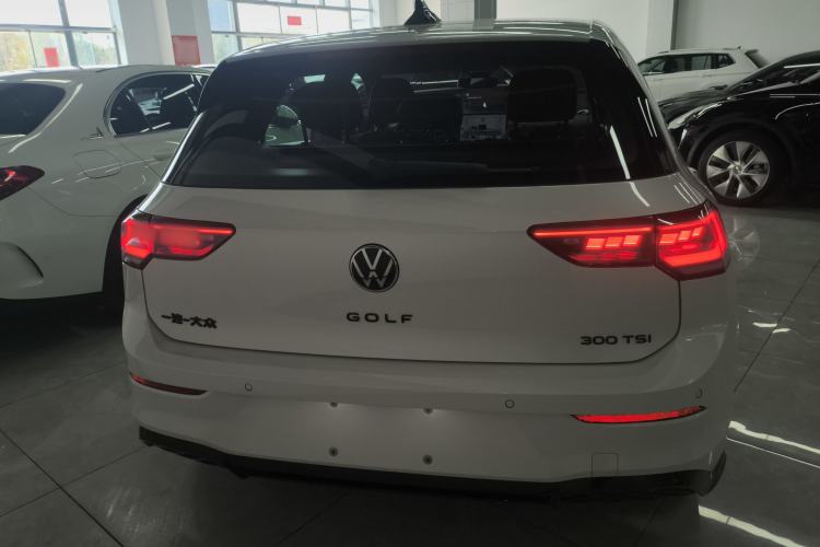 Used Volkswagen Golf 2025 300TSI R-Line