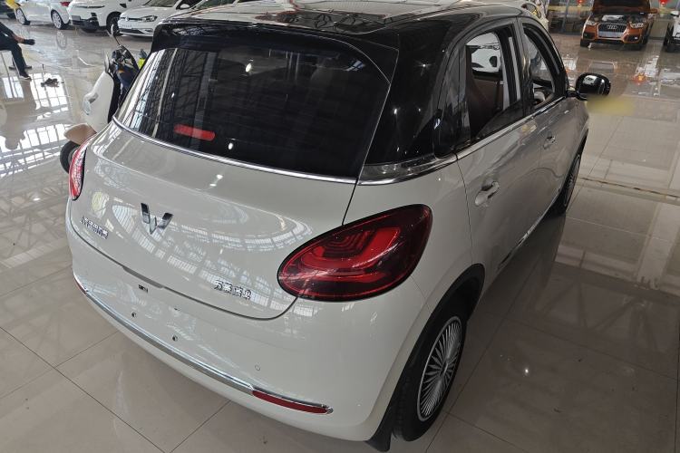 Used Wuling Bingo 2023 333 km Enjoyment Version
