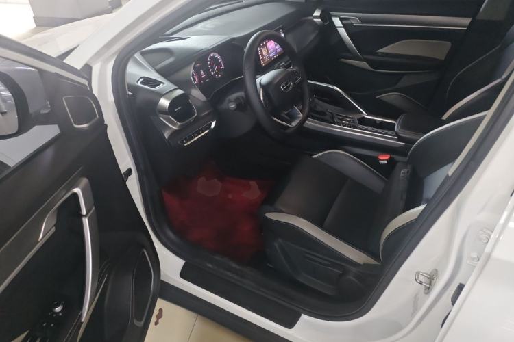 Used Geely Auto Coolray 2020 PRO 240T DCT Hunter
